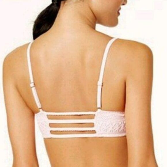 HULA HONEY Wild One Pink Crochet Flounce Bathing Suit Swimsuit Bikini Top NWT - Picture 2 of 6